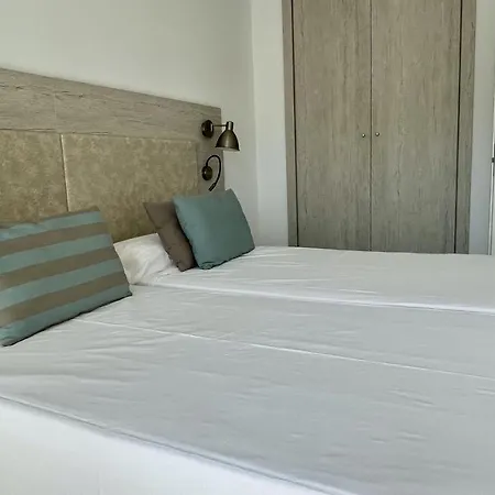 Apartamento Con Piscina Festastar 311